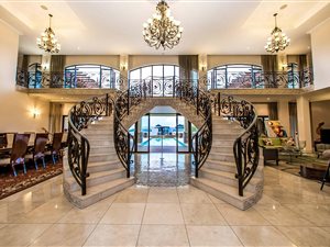5 Bed House in Waterfall Equestrian Estate
