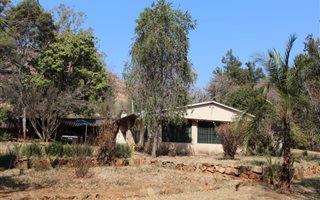 10 ha Farm in Waterval Boven