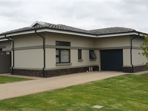 2 Bed Cluster in Zesfontein AH