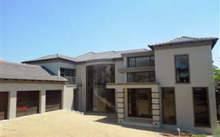 4 Bedroom House in Pinehaven