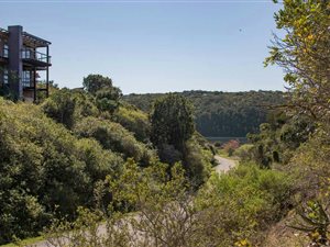 914 m² Land available in Riversbend