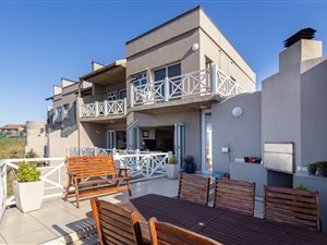 4 Bed House in South End
