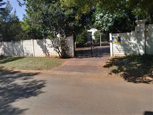 4 Bed House in Robindale