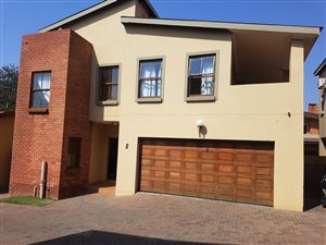 3 Bedroom Townhouse in Alberante