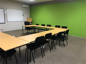 550 m² Office Space in Irene