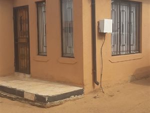 2 Bed House in Evaton