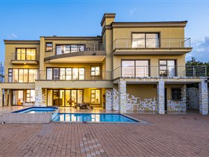 13 Bed House in Meyersdal Eco Estate
