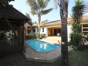 3 Bed House in Senderwood