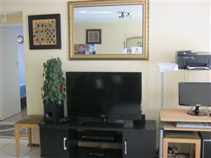 2 Bed Apartment in Alan Manor