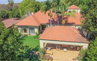 4 Bedroom House in Waterkloof