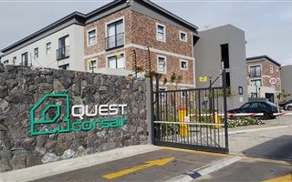 2 Bedroom Flat in Sanddrift
