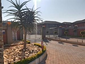 2 Bed Apartment in Booysens