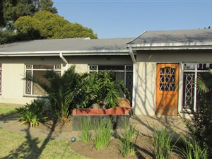 3 Bed House in Jansen Park