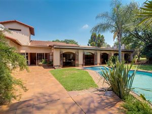 8565 m² Farm in President Park