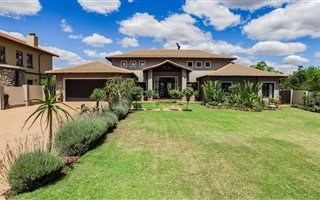 4 Bedroom House in Pebble Rock