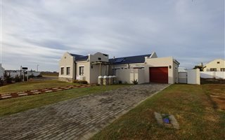 3 Bedroom House in Witsand