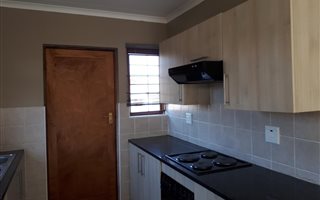 2 Bedroom Townhouse in Kosmosdal