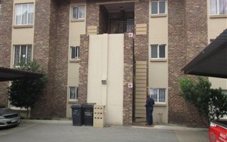 2 Bedroom Apartment in Brooklands