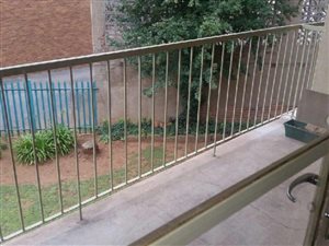 2 Bed Apartment in Vanderbijlpark CE2