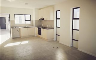 2 Bedroom Apartment in Parklands