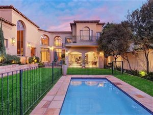 4 Bed House in Benmore Gardens