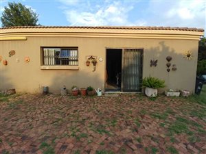6 Bed House in Lyttelton