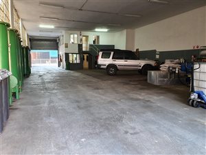 754 m² Industrial space in Jacobs