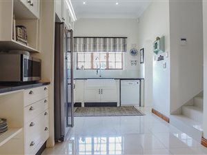 4 Bed House in Herolds Bay