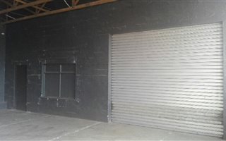 627 m² Commercial space in Stamford Hill