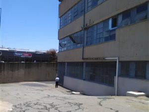 2490 m² Industrial space in Wynberg