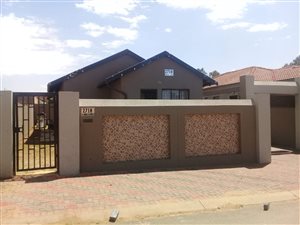 3 Bed House in Naturena