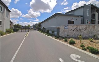 2 Bedroom Apartment in Burgundy Estate
