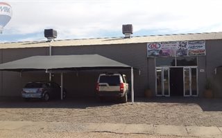 980 m² Office Space in Kuruman