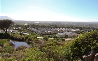 1413 m² Land available in Stonehurst Mountain Estate