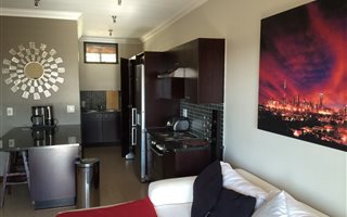 2 Bedroom House in Bryanston