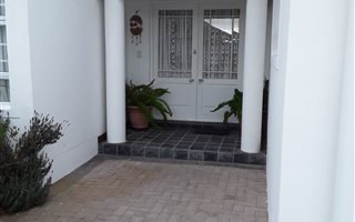 3 Bedroom House in Langebaan North