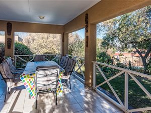4 Bed House in Cresta