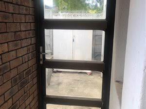 1 Bedroom Garden Cottage in Steynsrust