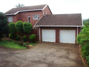 2 Bed House in Hayfields