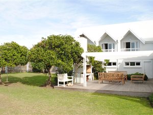 5 Bed House in Cape St Francis