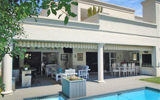 4 Bedroom House in Melrose