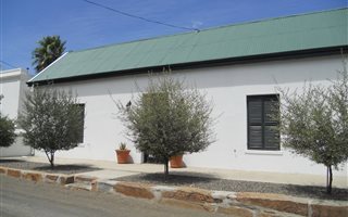 3 Bedroom House in Graaff Reinet
