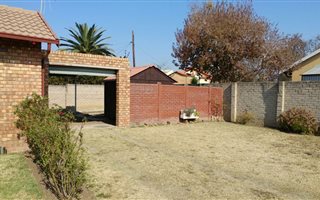 1 Bedroom House in Minnebron