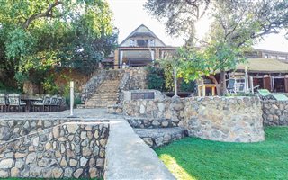 7 Bedroom House in Vaal River