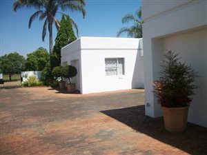 3 Bed Townhouse in Polokwane Central