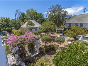 Commercial space in Somerset West Central