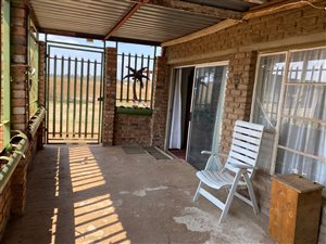 2 ha Farm in Rosashof