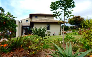 3 Bedroom Townhouse in Hartenbos Landgoed
