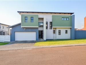 3 Bed House in Olympus AH