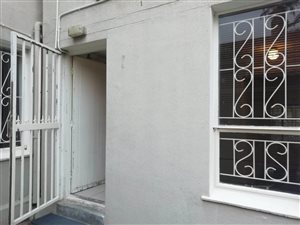 2 Bed Apartment in Paarl